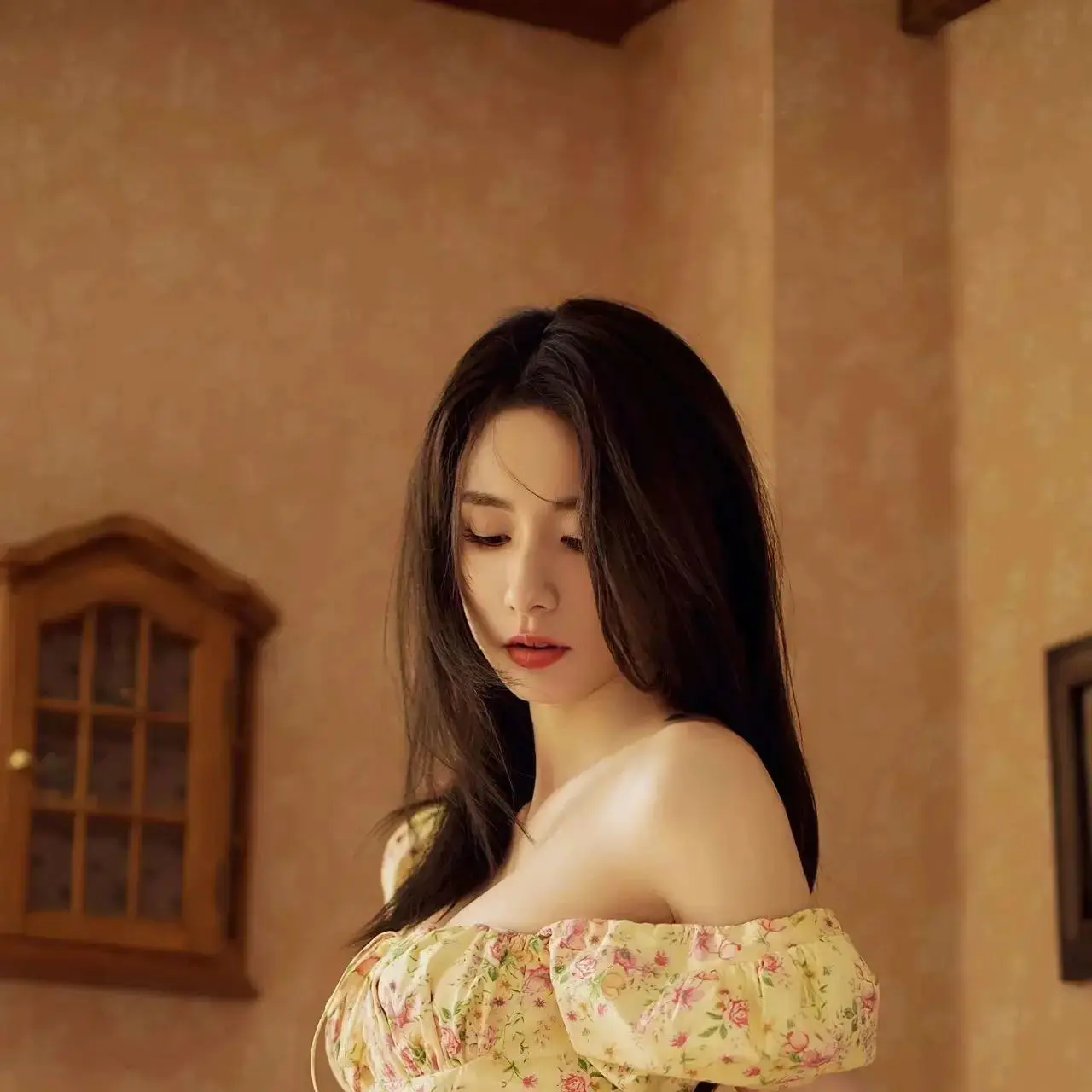 

1pc Disney Lilo & Stitch Hip Hop Necklace Kawaii Rhinestones Pendant Necklace Fashion Anime Toys Gifts