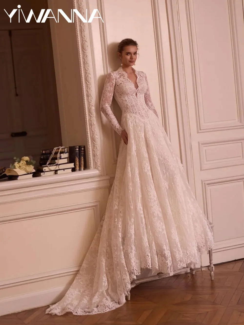 Classic Vneck Lace Wedding Dress Elegant Ivory A-line Floor-length Bridal Gown Customized Long Sleeved Mermaid Dresses For Bride