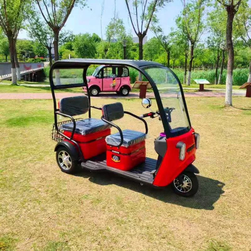 New energy family travel battery car, mini electric tricycle, adult family small caravan