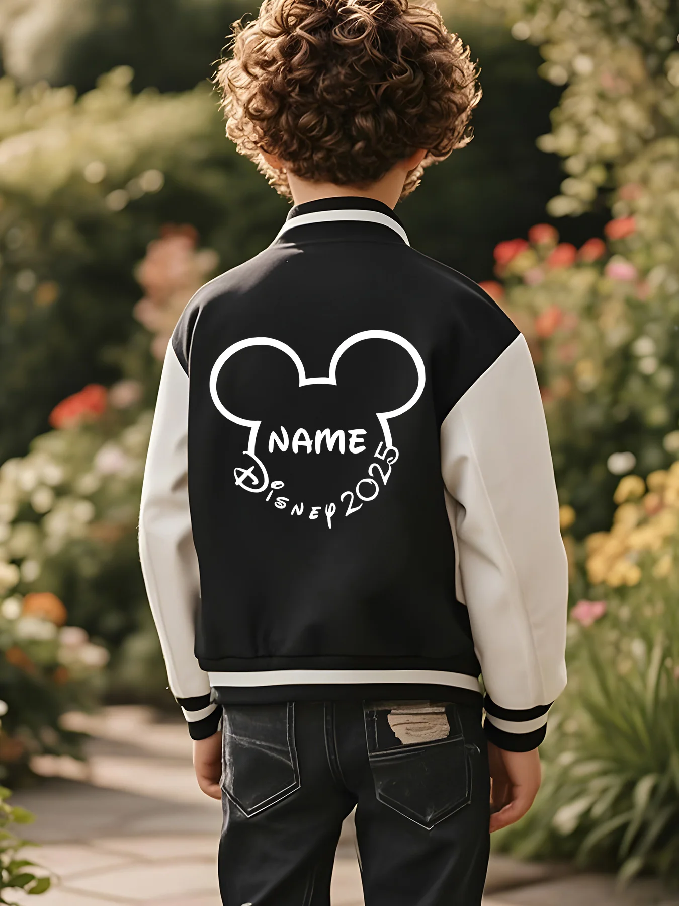 سترة بيسبول مينيسو ديزني للأولاد - صورة ظلية ميكي مخصصة، تذكارية حصرية لعام 2025، حفلات أعياد الميلاد، نزهات عائلية، S