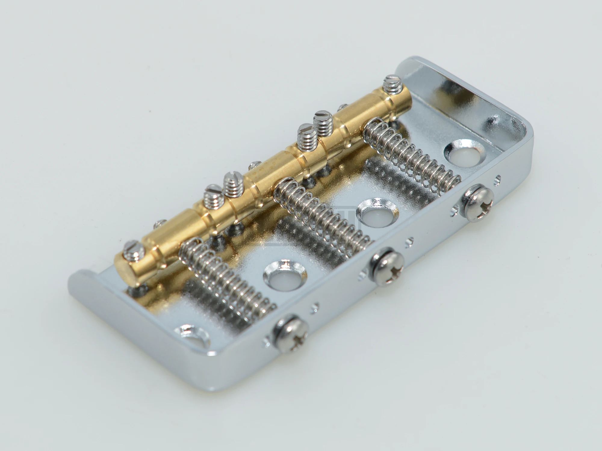 1 Set Short Iron Bridge with 3pcs Inner-hexagon Screws Brass Saddle Compensated Guitar Bridge
