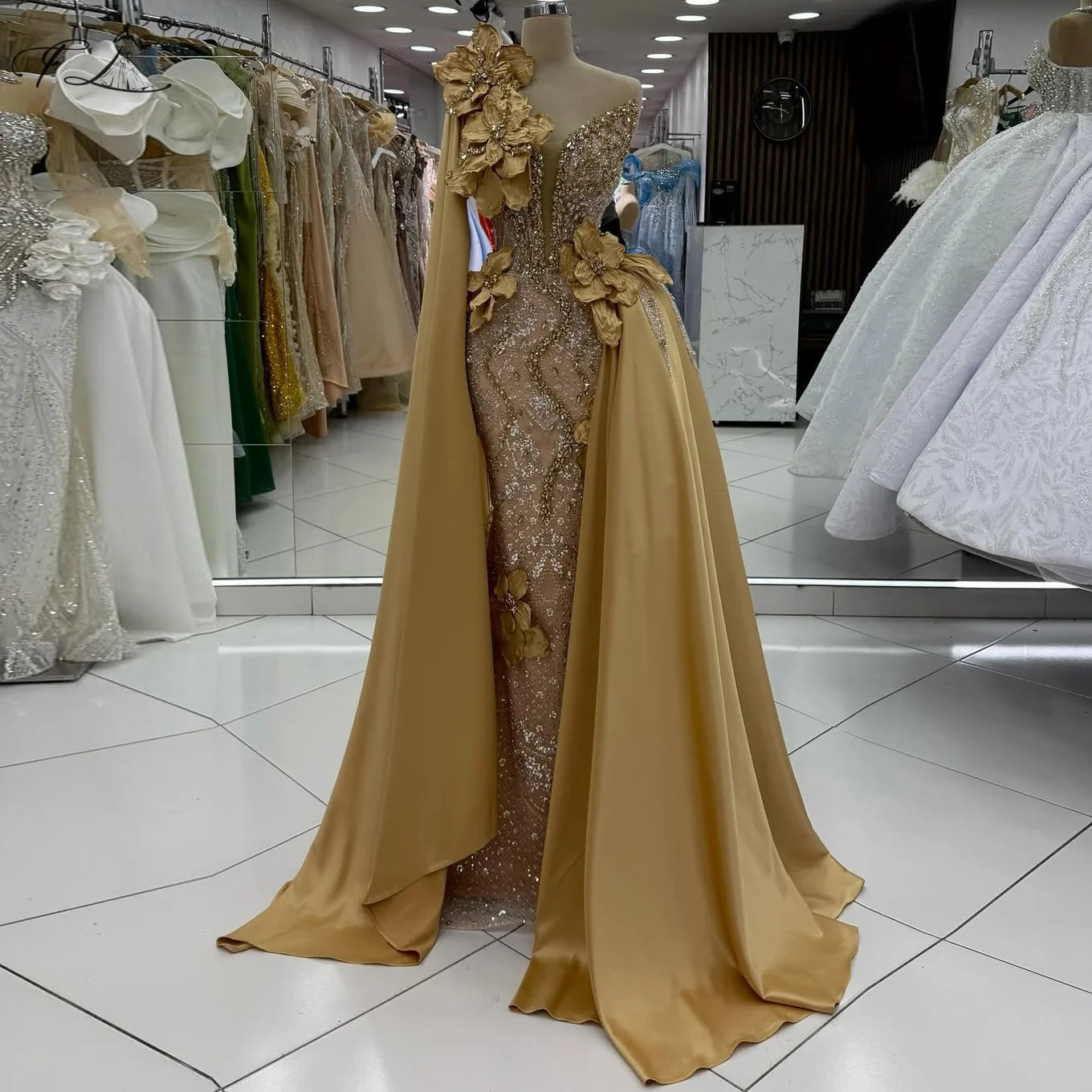 

Вечернее платье с цветочным принтом Золотое вечернее платье со шлейфом Платье русалки с кристаллами и блестками Коктейльное платье для выпускного вечера Grand Evening Dress