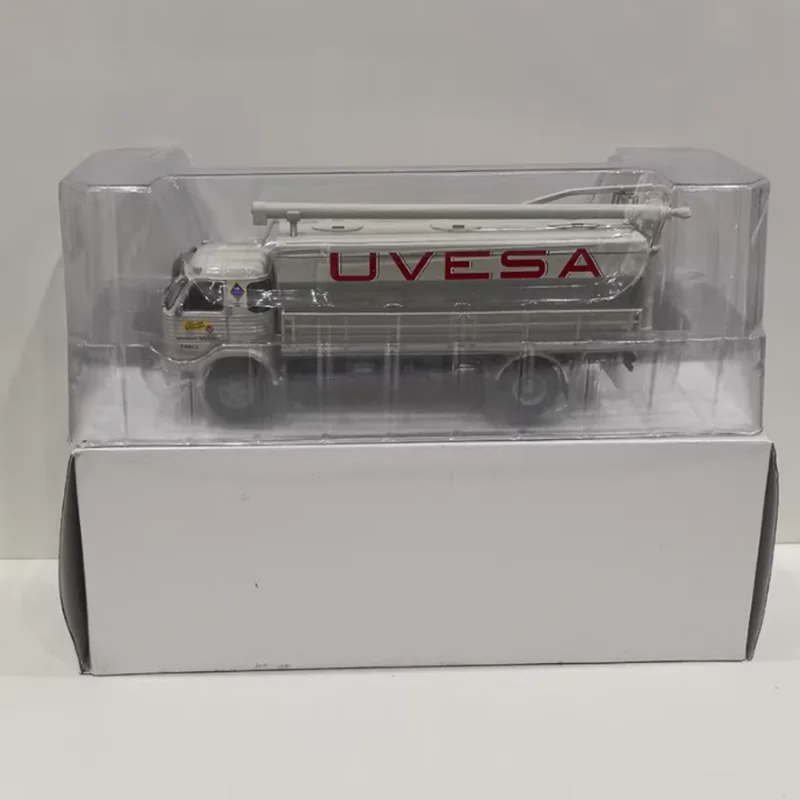 

IXO масштаб 1/43 PEGASO Europa сплав имитация модели автомобиля статическая коллекция украшенные праздничные подарки игрушки сувенирный подарок
