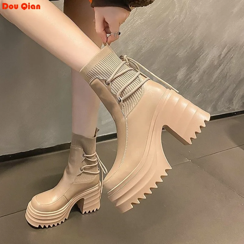 

2022 Autumn/Winter New British Style Sponge Cake Soled Knitted Strap Martin For Women With Thick Ultra-High Heels, And Slim