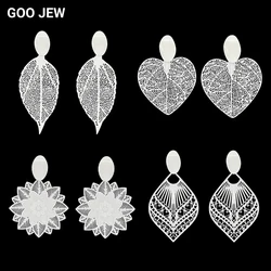 GOO JEW Vintage All White Filigree Earrings Exquisite Filigree Ear Studs for Women Elegant Jewelry