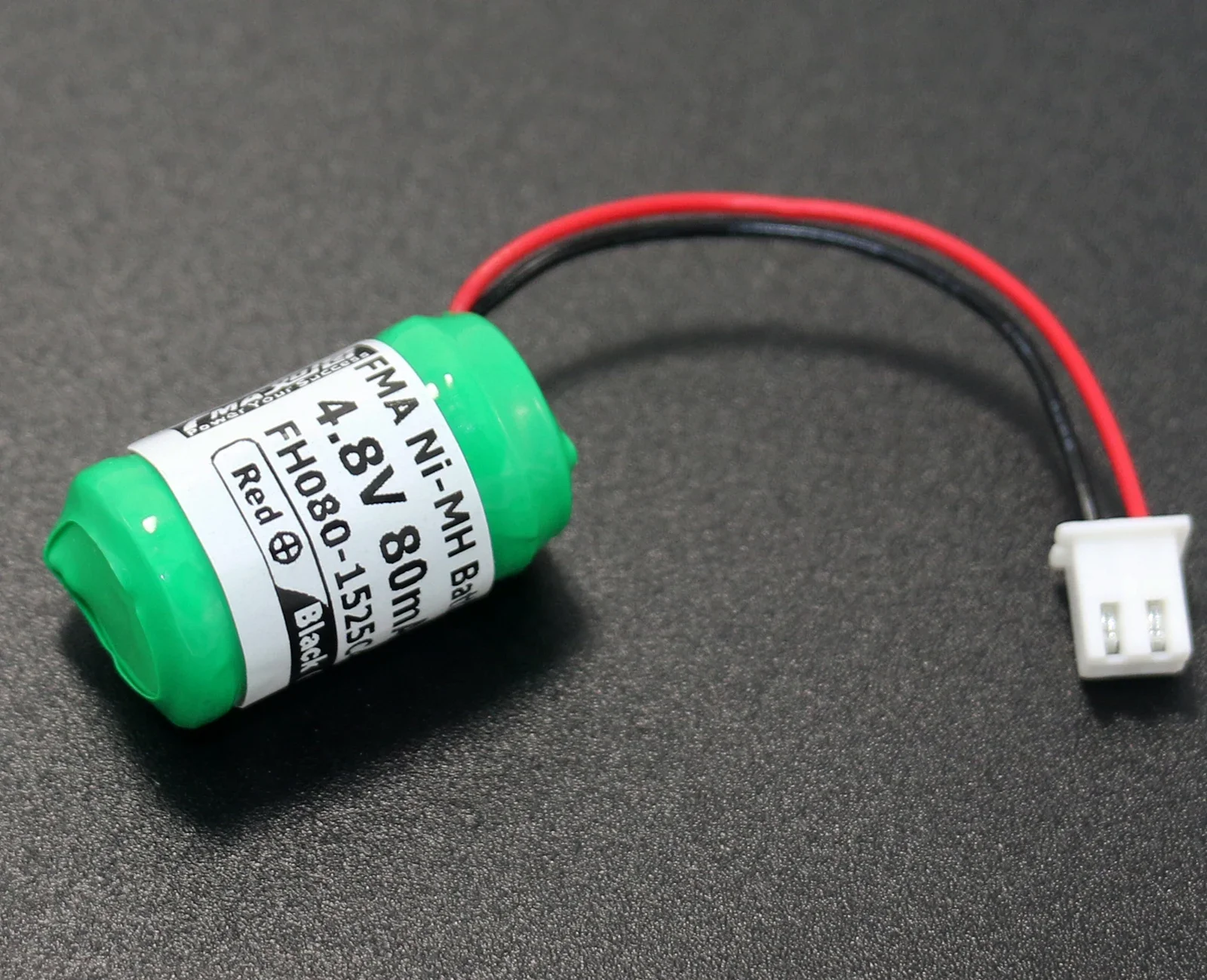 A Ni-MH Button Rechargeable Battery w/Plug 4.8V 80MAH PLC Backup power supply