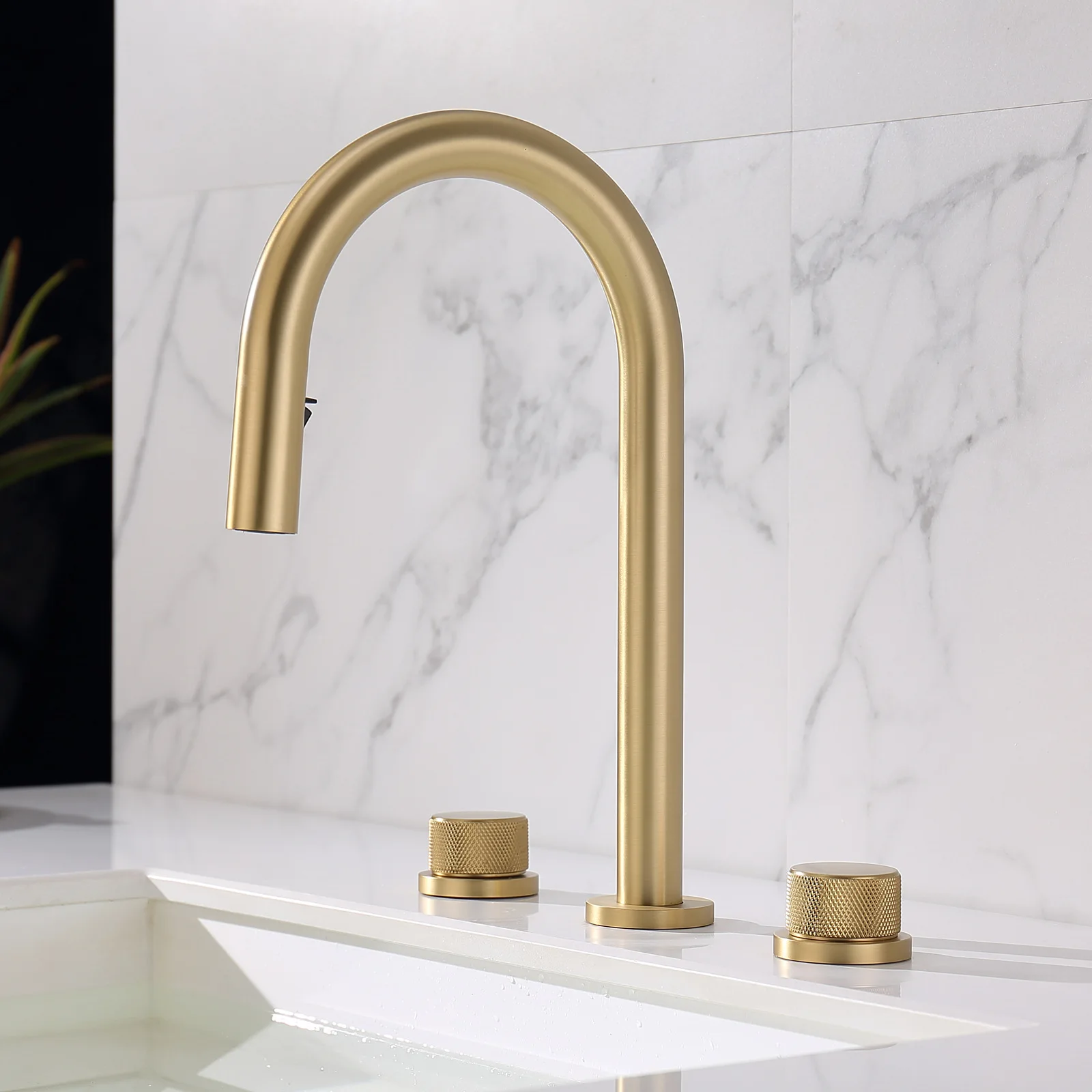 All copper split type three hole double handle hot and cold water faucet, extendable and rotatable, brushed gold water faucet