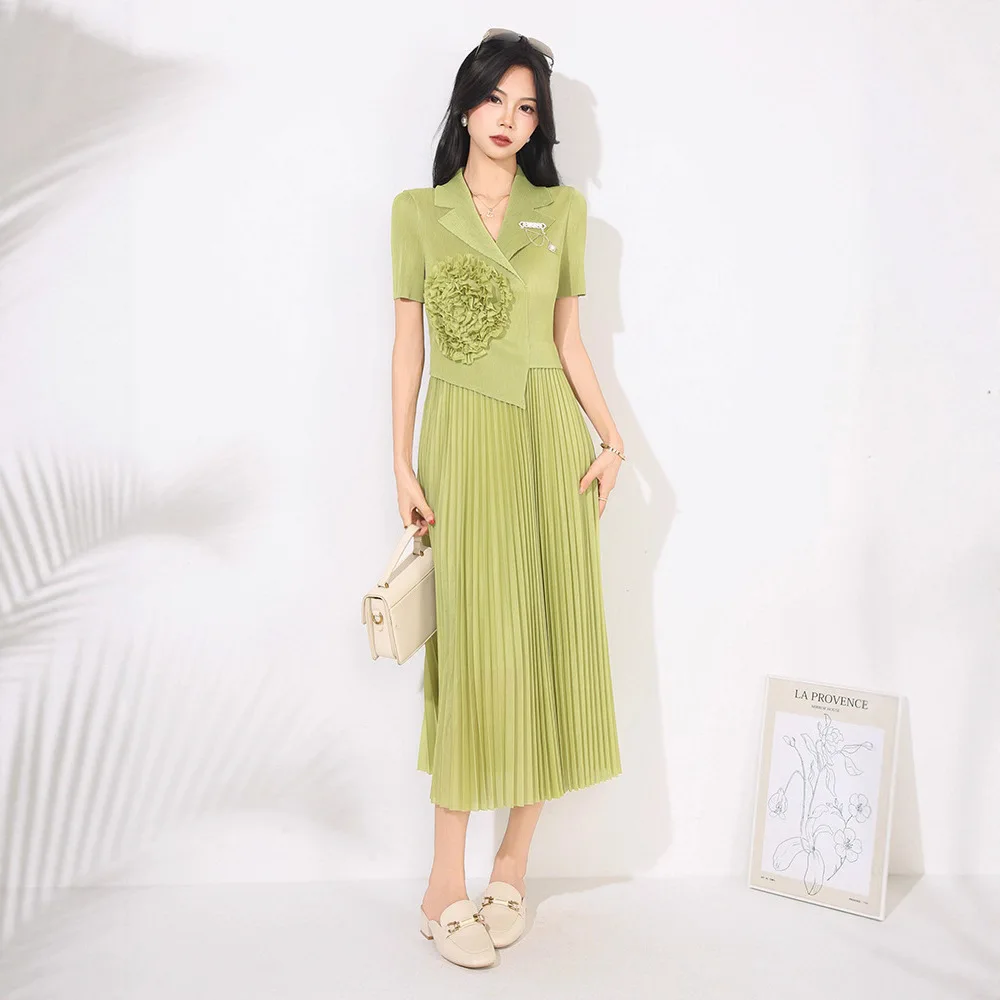 

Miyake Style Pleated Dress for Women 2025 New Elegant Three-dimensional Flower Suit Collar Short Sleeves Large Midi Skirt