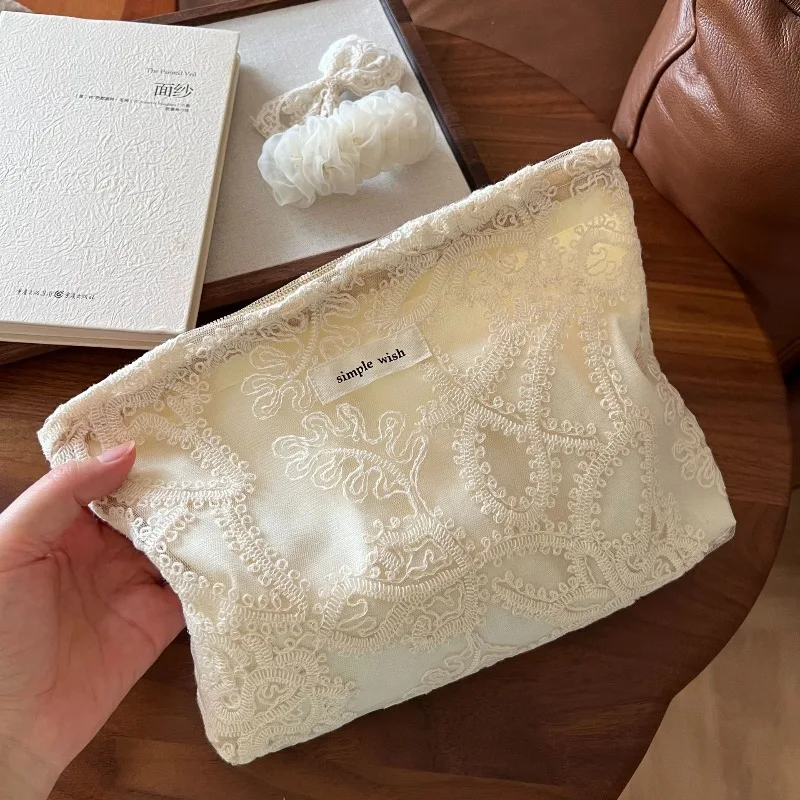 French Lace Embroidered Sheer White Large Makeup Bag Women's Toiletry Brush Pouch Simple Cosmetic Organizer Travel Bag Case