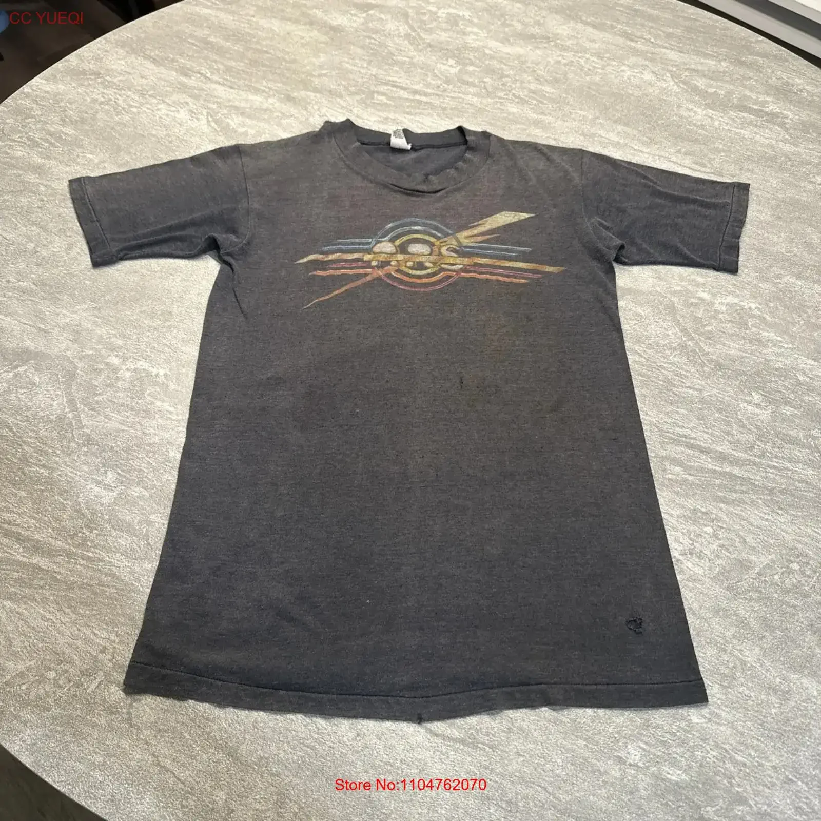 Vintage 70s Atlanta Rhythm Section T Shirt Men s Size Large Thrashed Thin USA vintage Washed fashion designer clothes