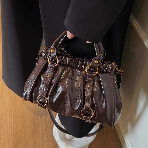 

2025 Crinkle Cloud Bag for Women, Wrinkled Vegan Leather Bucket Bag, Large Capacity Crossbody Purse, Chic Spacious Shoulder Bag