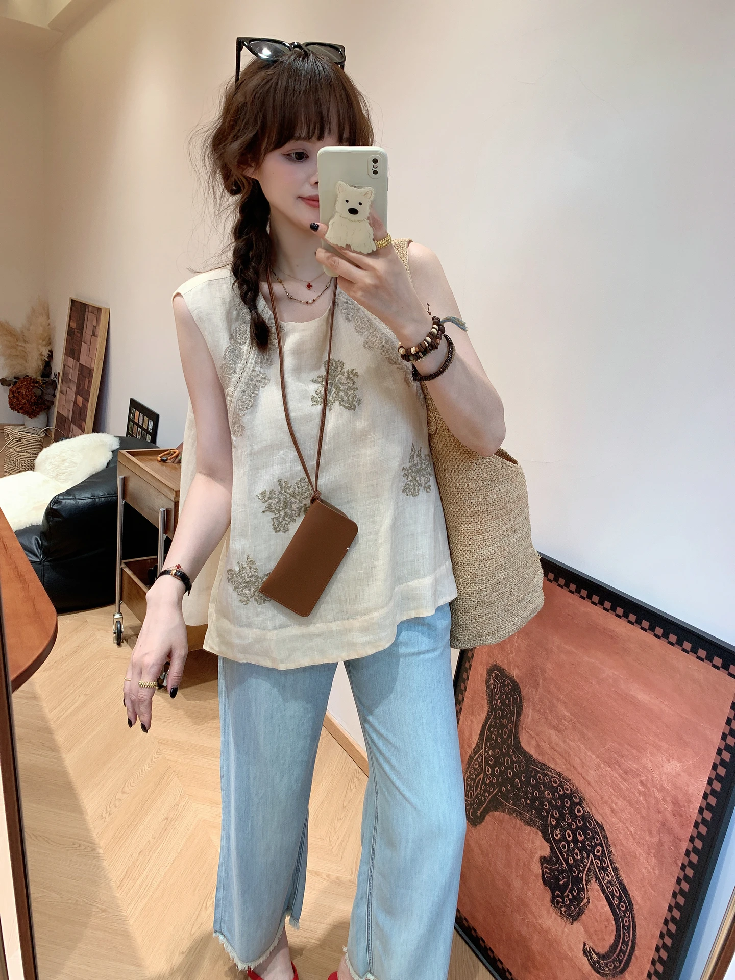 

Летний льняной топ с кружевной вышивкой и ажурными вставками, уникальный красивый жилет для женщин, модная повседневная одежда