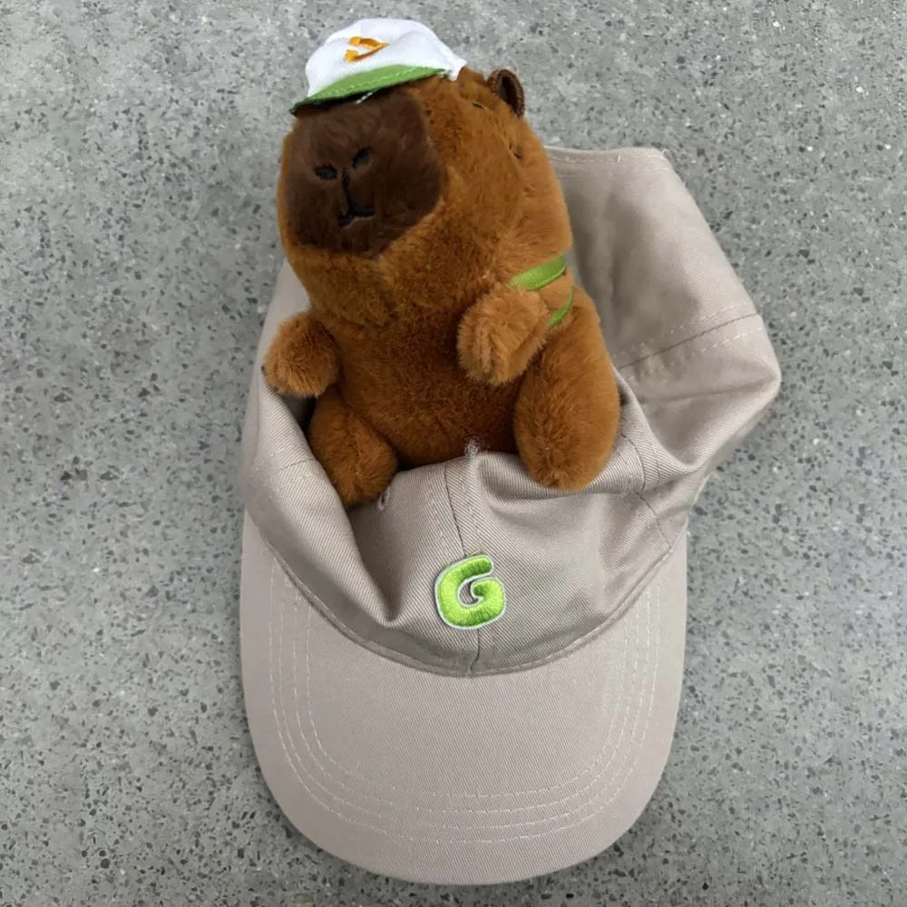 

Breathable Capybara Baseball Cap Adjustable Embroidered Letters Children Peaked Cap Plush Doll Cotton Kids Sunscreen Hat Outdoor