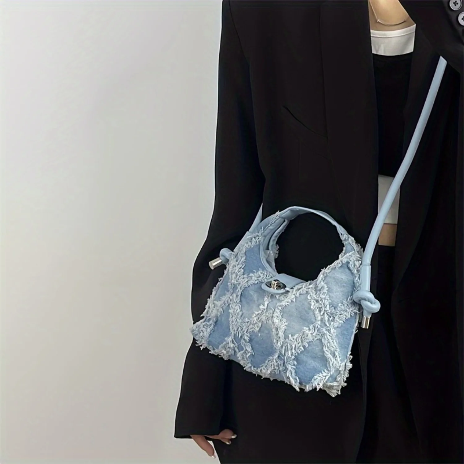 

Mini Vintage Denim Crossbody Bag for Women - Chic Retro Shoulder Handbag & Hobo Purse
