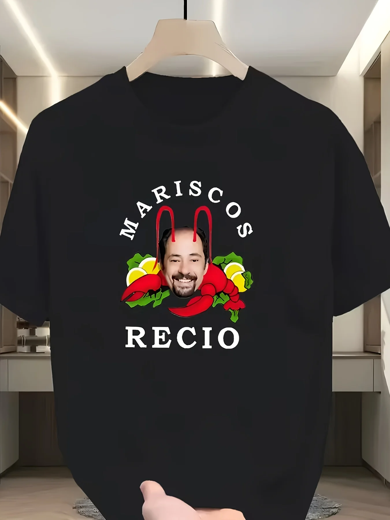 Crew Neck Short-Sleeved T-Shirt with a Black Background, White And Red Printed Seafood Element Texture 