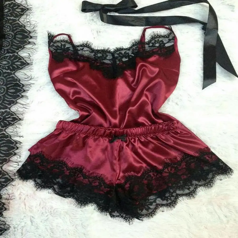 Sleepwear Spaghetti Strap Lace Stitching Vest Shorts Set Imitation Satin V-Neck Sleeveless Pajama Set for Wedding Night 90%