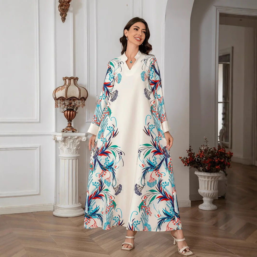 Cross-border Middle East Muslim robe women's dress print V-neck Saudi abaya dress abaya cw43108 2