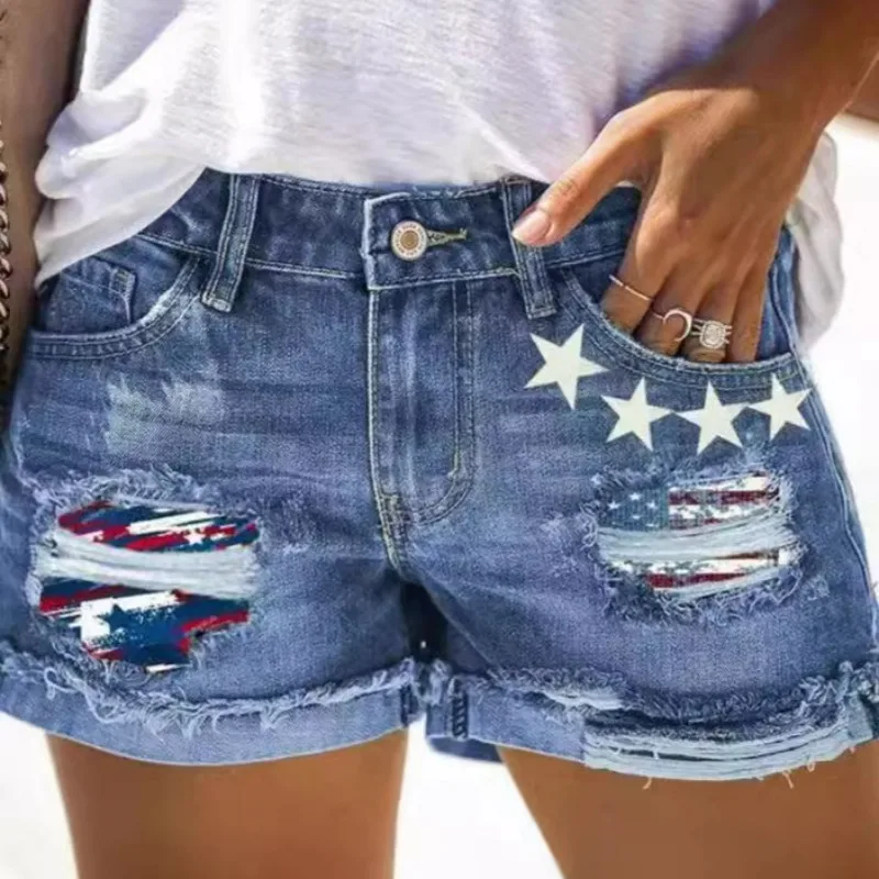 

Fashionable Printed Washed Ripped Patch Denim Shorts. Women's Summer New Design Sense Flip The Edge Casual Mid-waist Short Jeans