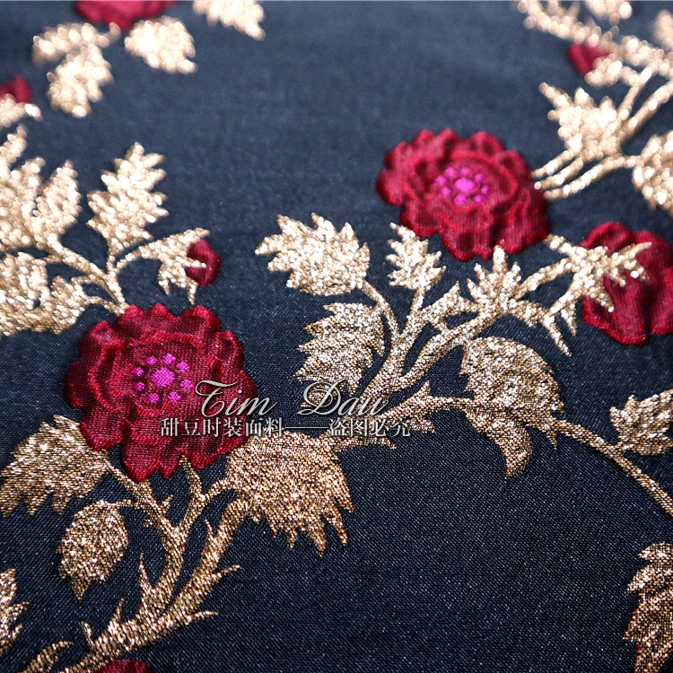 Solid gold flowers jacquard fabric 155 cm high-grade yarn-dyed dress windbreaker jacquard fabric wholesale jacquard cloth