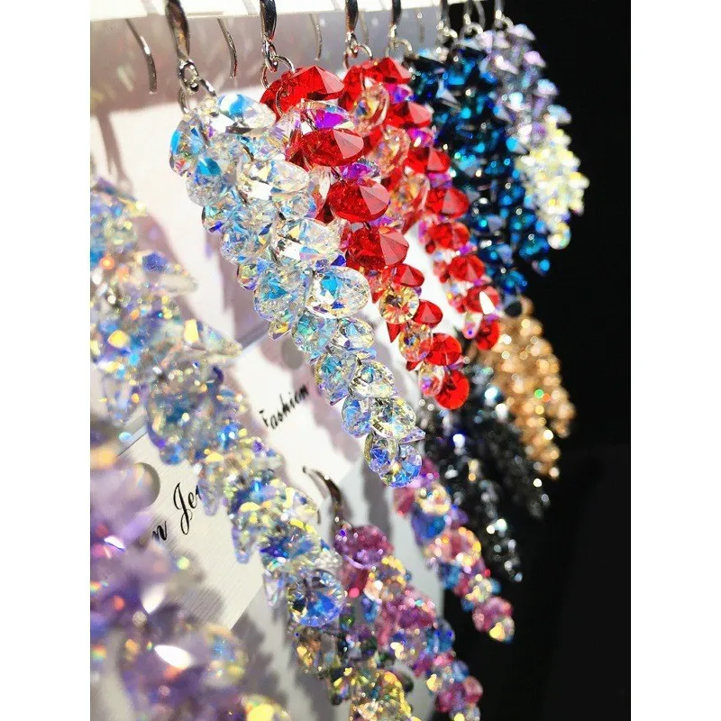 Long crystal grape-shaped luxury earrings