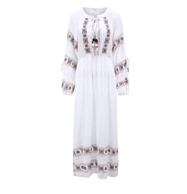 Abiti lunghi in pizzo a maniche lunghe a lanterna Abito da donna Abito autunnale vintage in rayon di cotone bianco con ricamo floreale Boho Tunica o collo