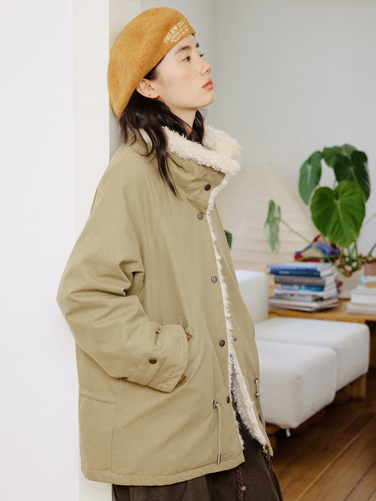 

Octopusme Women's Lightweight Warm Lamb Fur Collar Workwear down Jaet Long Sve Casual Sle Regular Fit Polyester Fiber