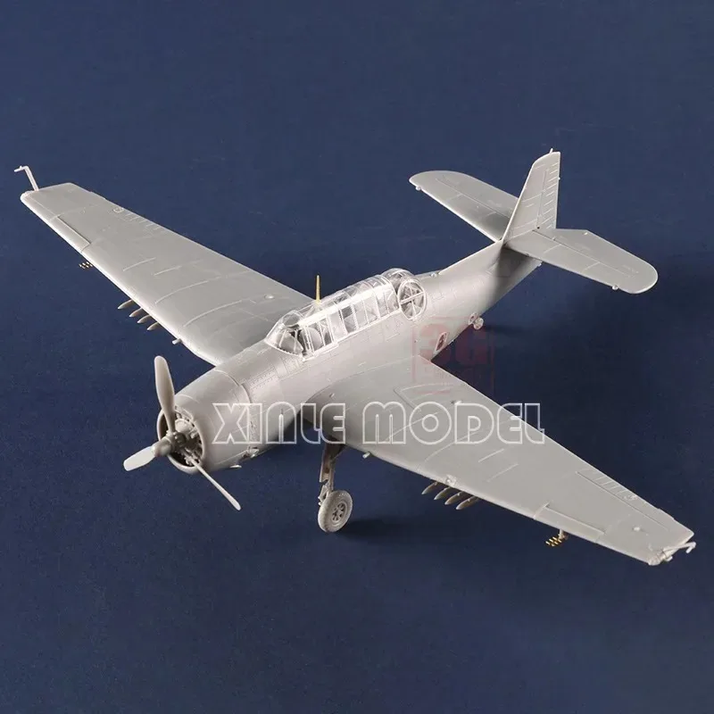Trumpeter Kit de modèle d'avion assemblé en plastique 87275 TBF-1C Avenger 1/72