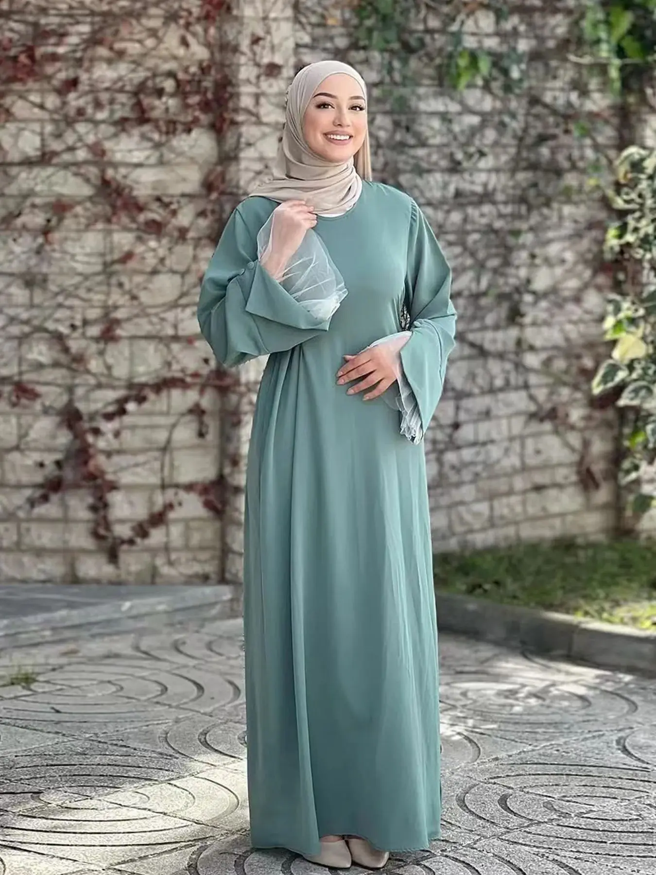 

Ramadan Eid Fashion lace Ruffles Abaya Muslim Dress female Islamic Kaftan Robe Musulman Abaya With Ribbon wy2293