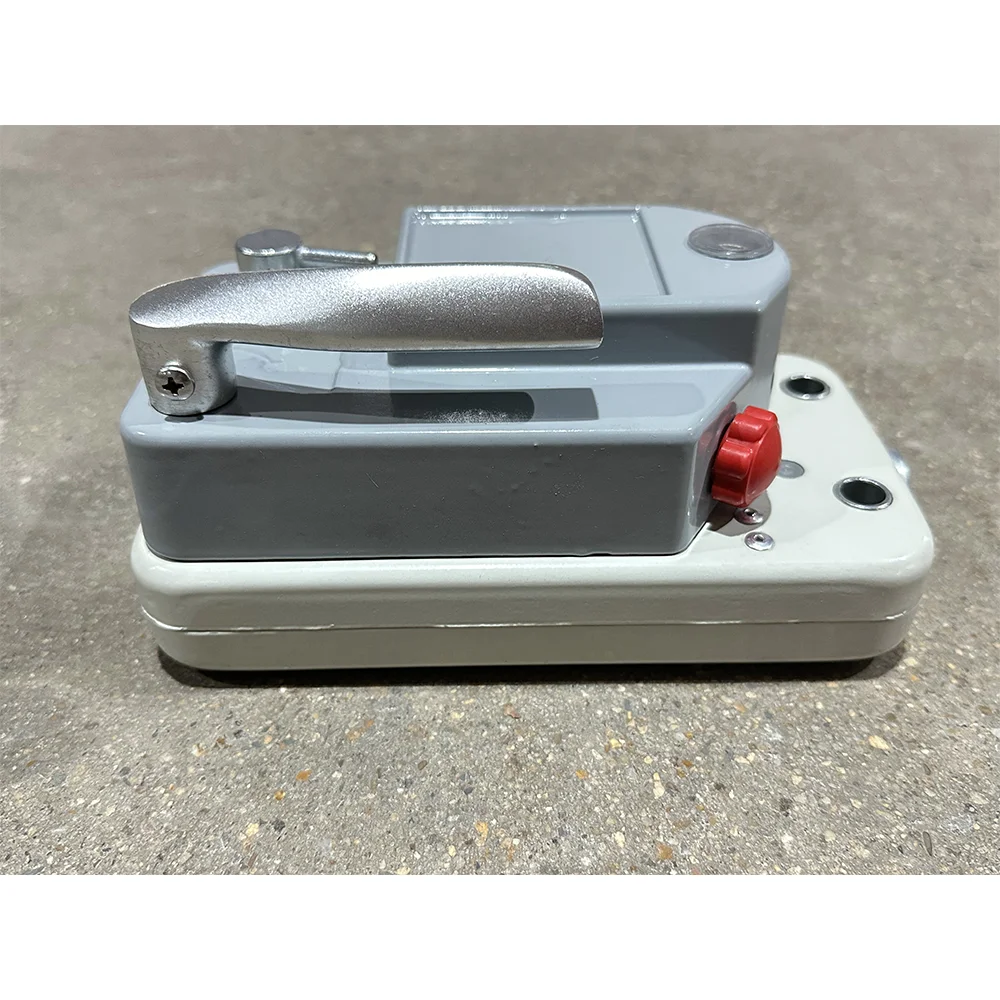 Factory Direct Sale of Industrial Safety Lock High-Rise Building Work Platform Spare Parts Steel Material Safety Lock