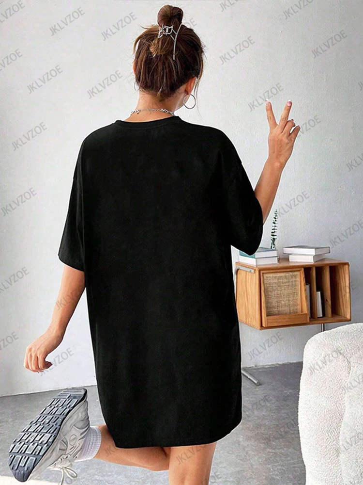 جديد وصول الصيف ميلانو رسالة مطبوعة المرأة قصيرة الأكمام تي شيرت اللباس بلون فضفاض عارضة الرياضة أزياء اللباس