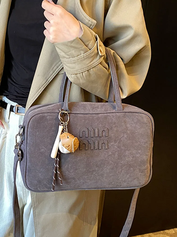 

Luxury designer portable travel bag women's 2025 new frosted casual shoulder bag large-capacity all-match women's bag trend