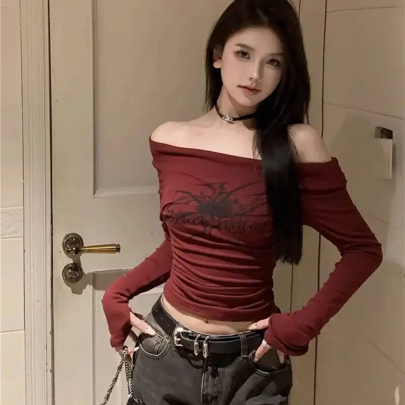 Y K القوطية الجرونج مطبوعة تي شيرت المرأة مثير قبالة الكتف سليم مائل الرقبة المحاصيل القمم الإناث الكورية الشارع الشهير كم طويل تيز