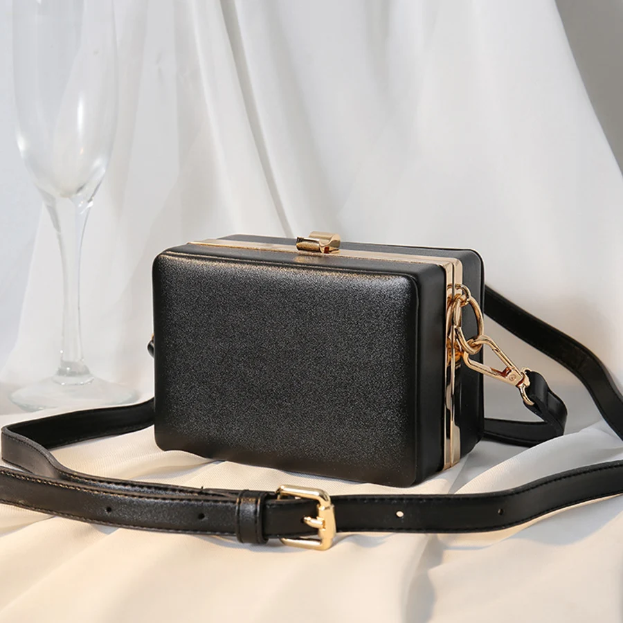 

New Women's Handbag Fashion Thick Chain Shoulder Bag Trend Pu Leather Crossbody Small Square Bag Lady Casual Tote Messenger Bags