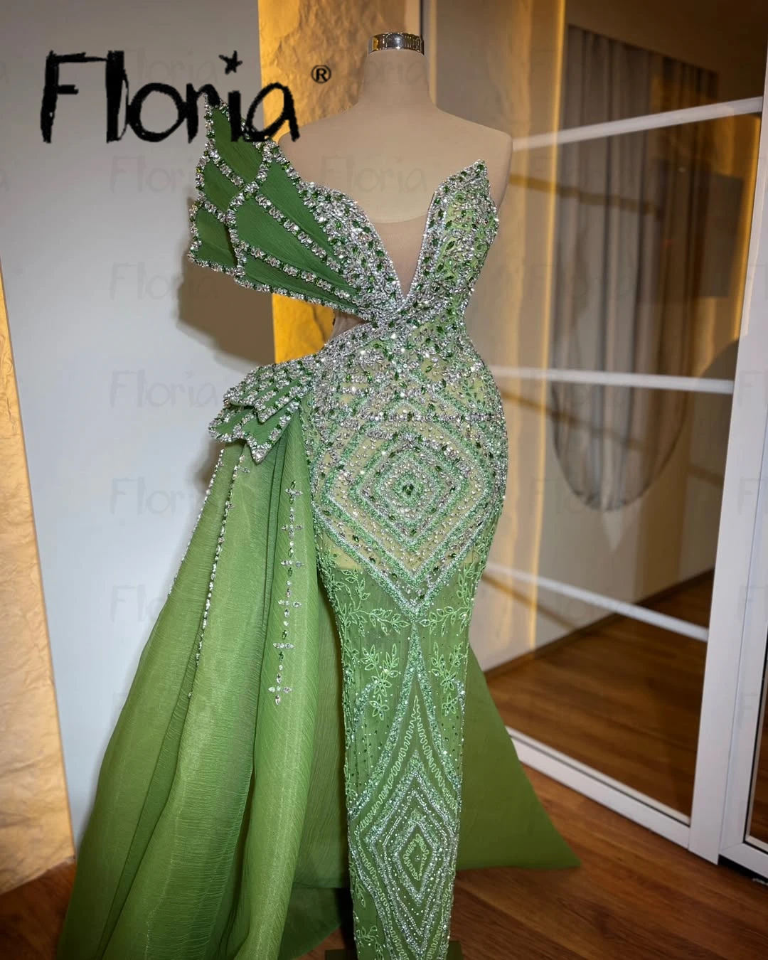 Mint Green Long Evening Dress Luxury Heavy Beaded Sequins Party Dresses Arabic Glitter Celebrity Customized Prom Gowns Pageant