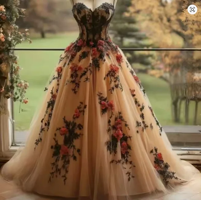 Champagne Black Gothic Wedding Dresses 3D Floral Applique Corset Lace-up Outdoor Bohemian Beach Bridal Reception Gown Customized