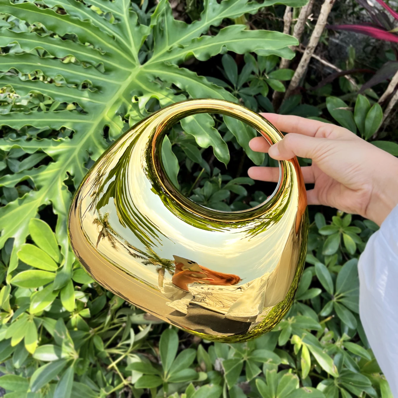 Golden Evening bag Purses and handbag luxury Designer shoulder bags moon bag Party Wedding Round Acrylic Shiny  Clutch purse