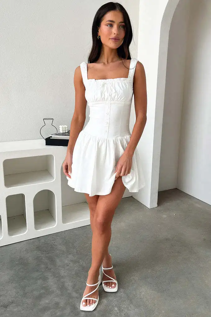 ชุดเดรสผู้หญิงสไตล์ยุโรปและอเมริกาใหม่ปี 2025 ดีไซน์หรูหรา สายเดี่ยว เซ็กซี่ คอลึก โชว์เอว รุ่น 8029