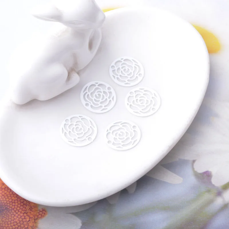 30 Stück AC6812 Messing-Filigran-Schmuck Rosenblüten-Verbinder Anhänger DIY Damen Ohrring Halskette Zubehör – Detail 4