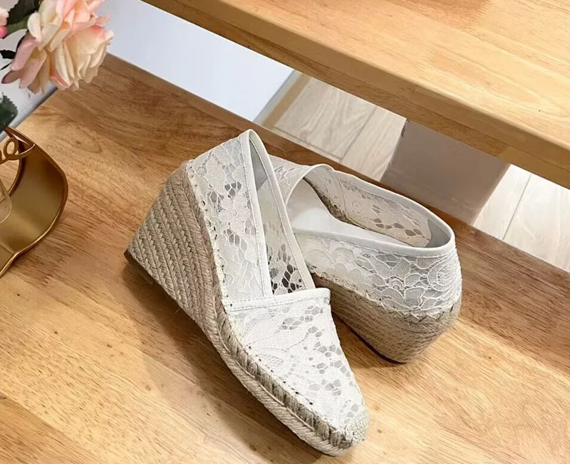 

Женские туфли-лодочки на платформе с кружевной сеткой и круглым носком, туфли на танкетке и высоком каблуке без шнуровки, модная женская обувь для отдыха