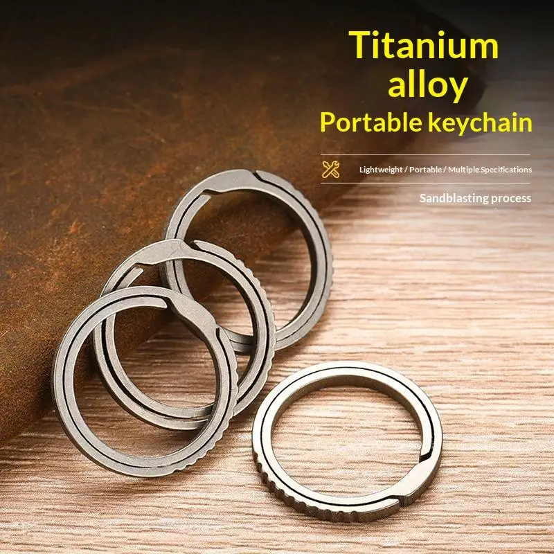 Titanium Key Ring Super Lightweight Hanging Buckle Keychain for Male Creativity Gift Keyfobs Crafts Keyring