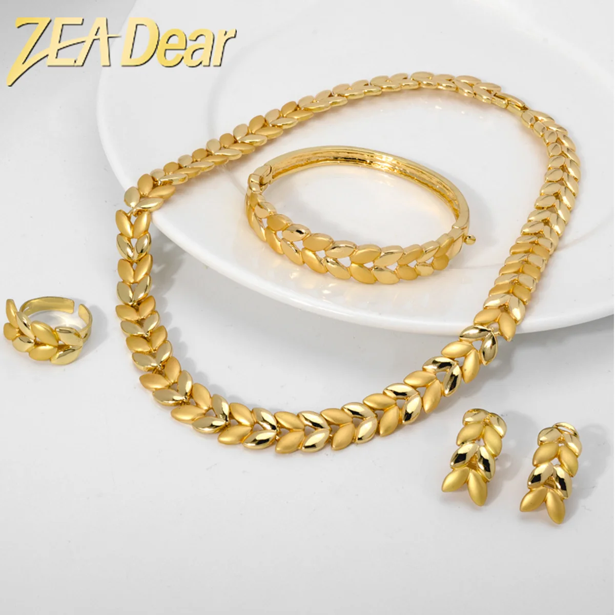 

ZeaDear 4 Pcs/Set Horse Eye Jewelry Dubai 18K Gold Color Collar Necklace Bangle Earring Ring Luxury Lady Dinner Jewellery Gifts