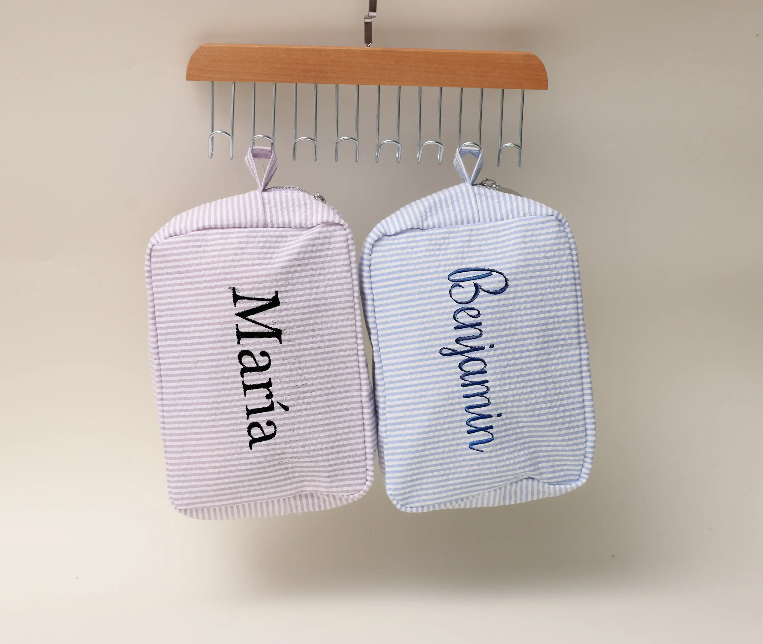 Personalized Embroidery Toiletry Bag Tote Monogram Cosmetic Bag Bridal Party Proposal Gift Bachelorette Gifts Seersucker Bag