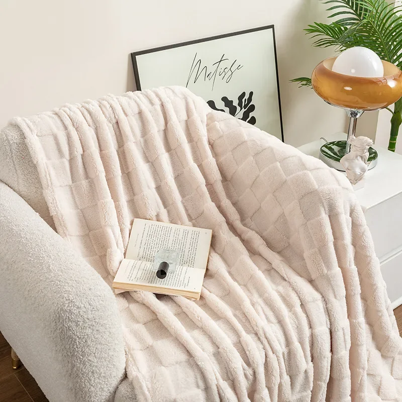 Winters Thickened Monolayer Taffu lamb Wool Blanket Plaid Simple Warm Flannel Blanket for Soft Sofa Blanket Bed cover