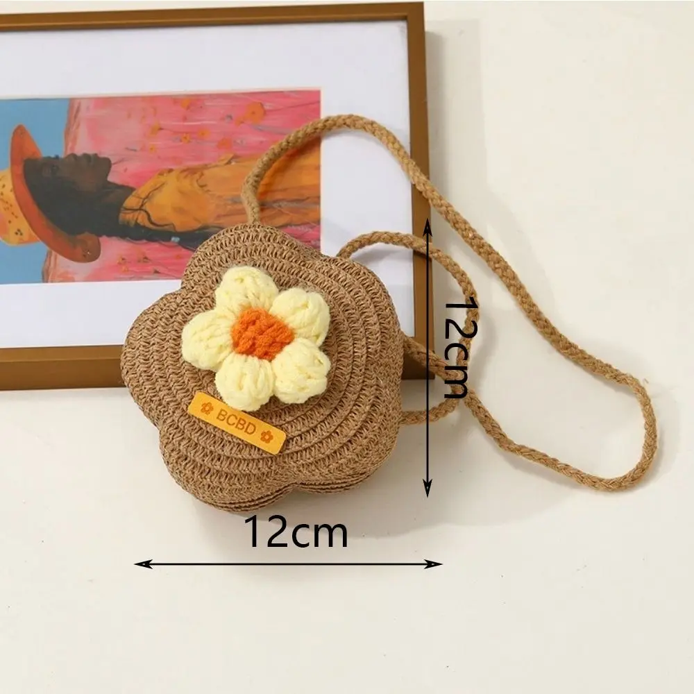 حقيبة يد إبداعية مصنوعة يدويًا للأطفال من القش على شكل زهرة حقيبة كروس منسوجة للأطفال البنات