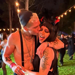 Cosplay sừng của Quỷ đỏ, Nữ hoàng đen, Girls, Boys, Animal Gothic Headwear, Halloween Carnival Party, Purim Trang phục, Đạo cụ hiện tại 10 Sales chính Cosplay Red Queen - №5