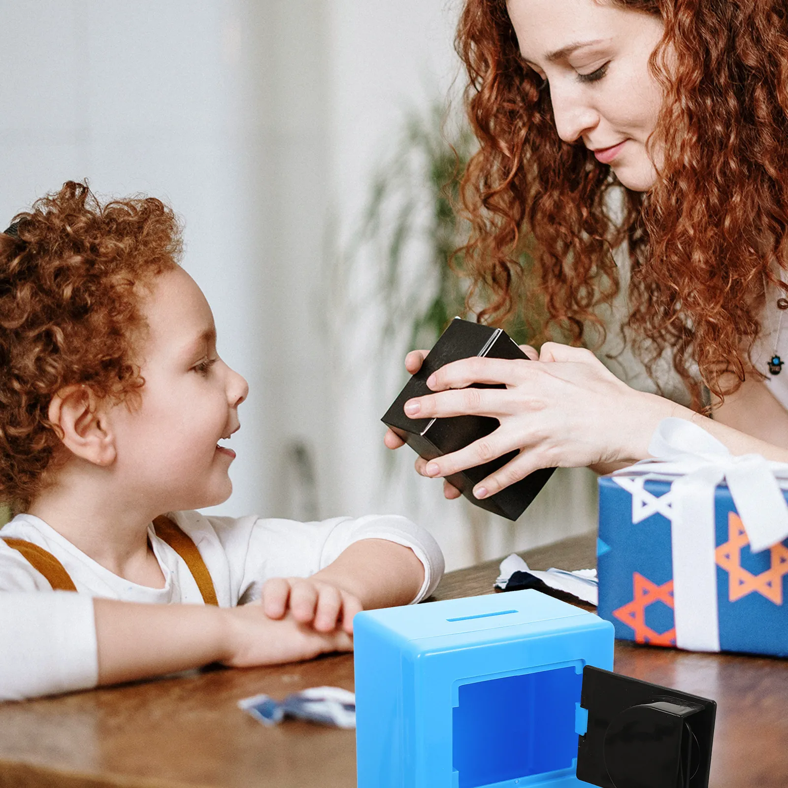 Children Password Mini Strongbox Plastic Safe Small Money Container Home Desktop Storage Box for Kids Money Pot