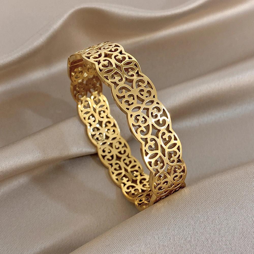 Greatera 60mm Retro Kursiv-Schrift Texturiertes Ausgehöhltes Armband Schwerindustrie 316L Edelstahl Klassischer Persönlichkeits-Armreif