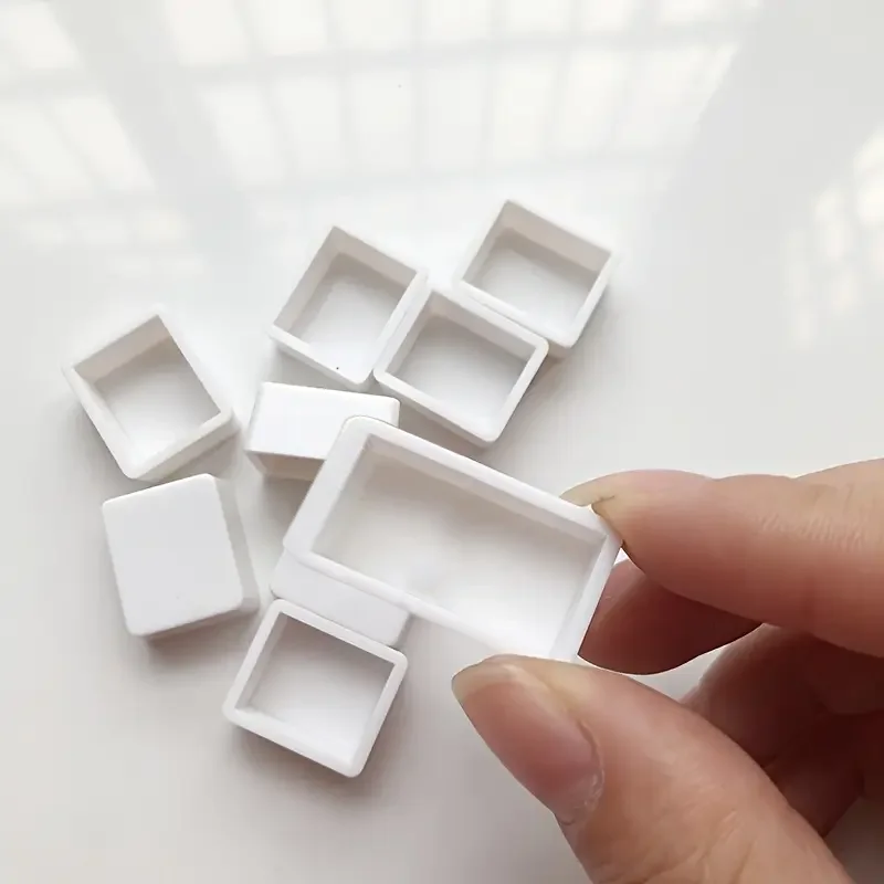 

25/50/100pcs White Plastic Pans ,2ML/7.2ML Empty Watercolor Paint Palette for Artists - Durable Art Supplies
