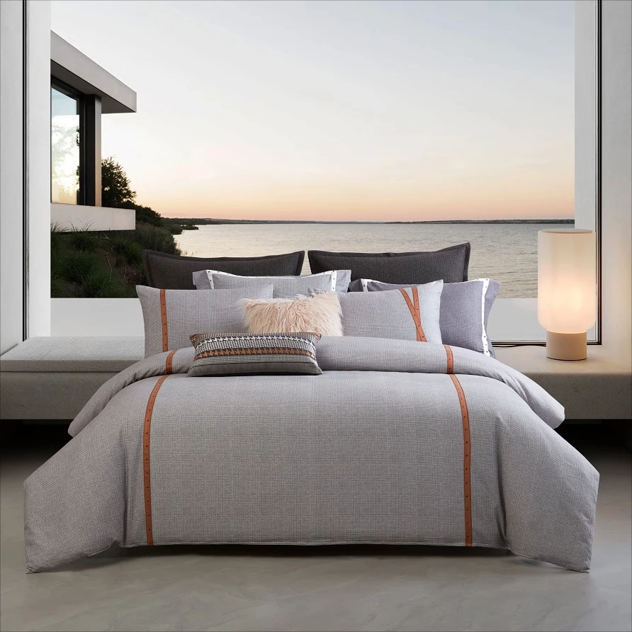 

High end Pure Cotton Simple Style Embroidery Bedding Set Checkered Four Piece Duvet Cover Bed Sheet Pillow Cover Grey Color