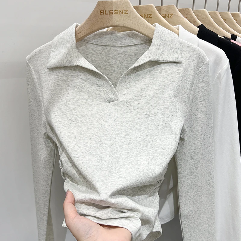 2026 Einfarbiges Langarm-T-Shirt mit Seitenfalten Vielseitiges Casual-Oberteil für Damen Herbst Winter Geripptes Strick-Poloshirt Figurbetontes Basis-Top
